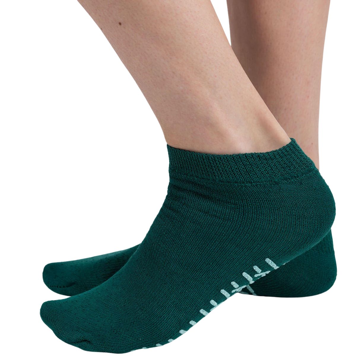 Socks with treads best sale on bottom