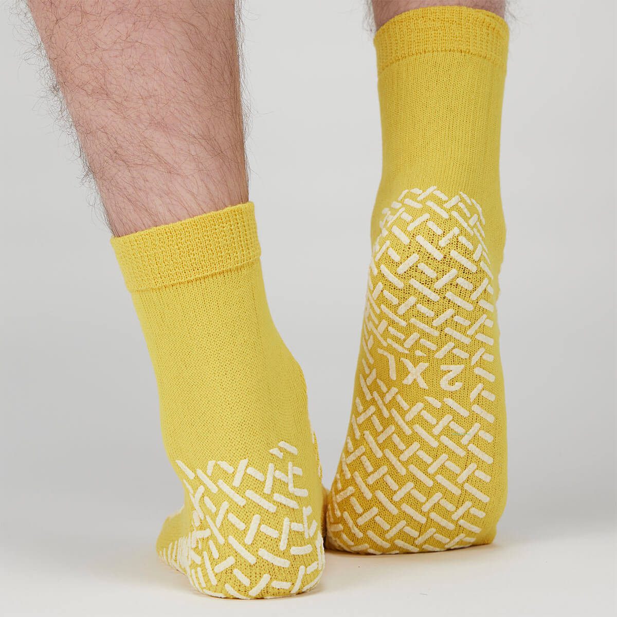 Best non slip on sale socks for elderly