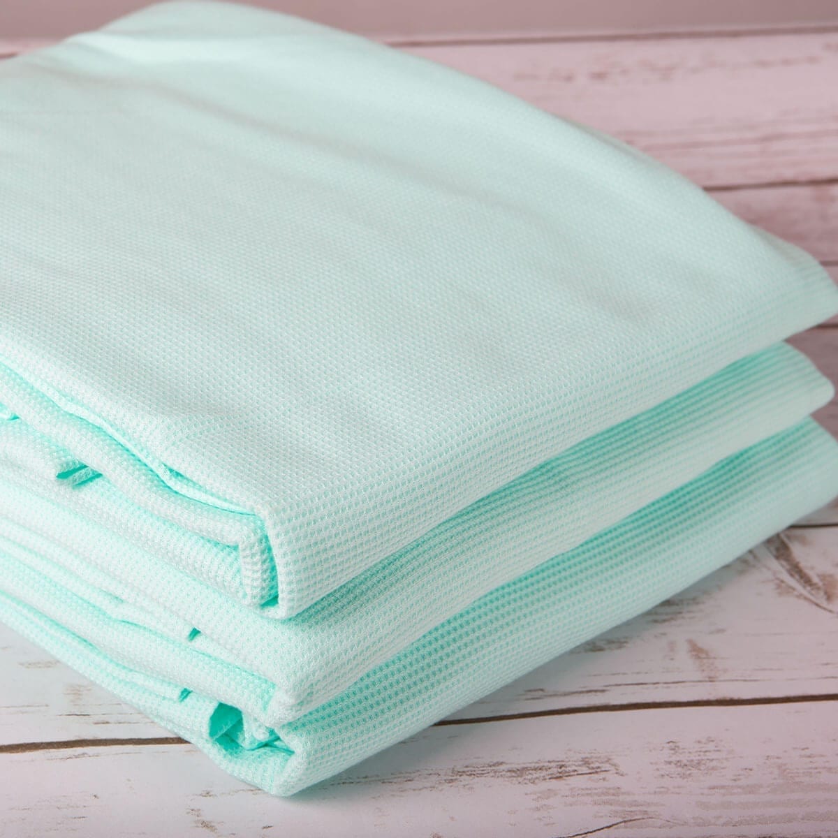 Thermal cot blanket