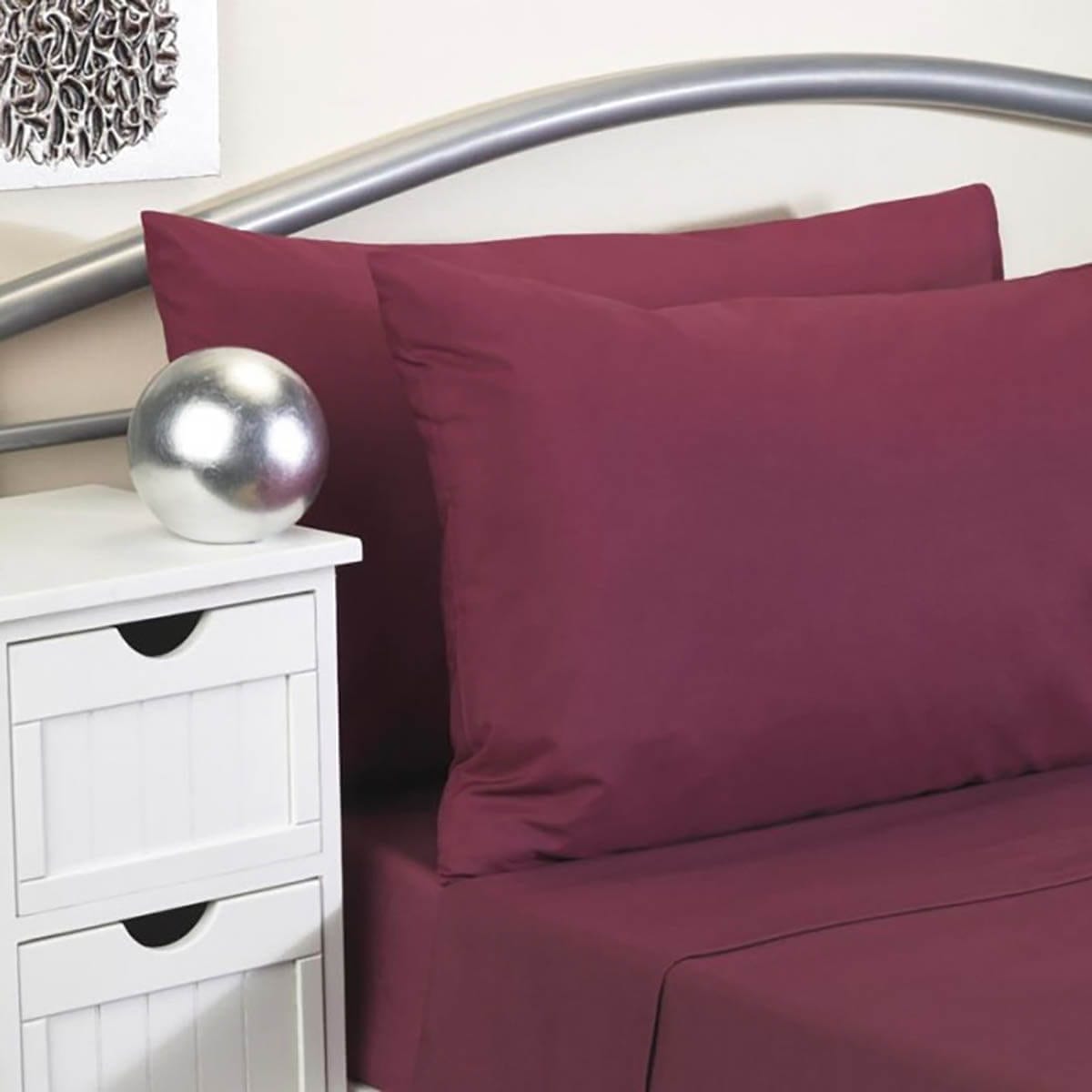 Flame retardant duvet cover burgundy Interweave Textiles Ltd