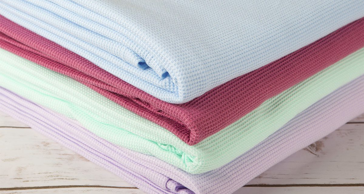 Thick sales cellular blankets