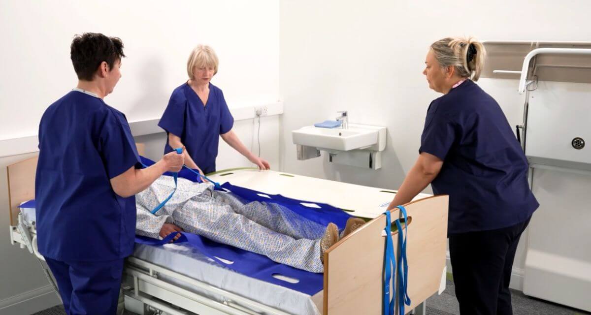 Promoting Best Practice: Monika Stosik Attends Moving and Handling Event